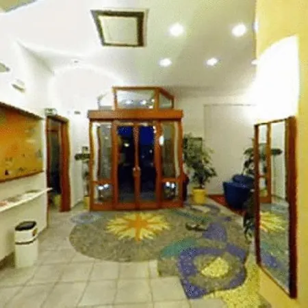 Fiorenza מלון 3*