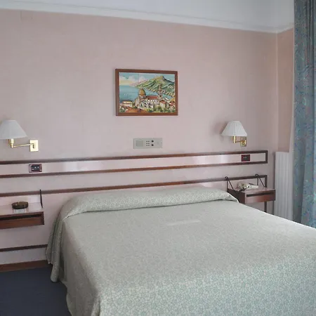 Fiorenza 3* Salerno